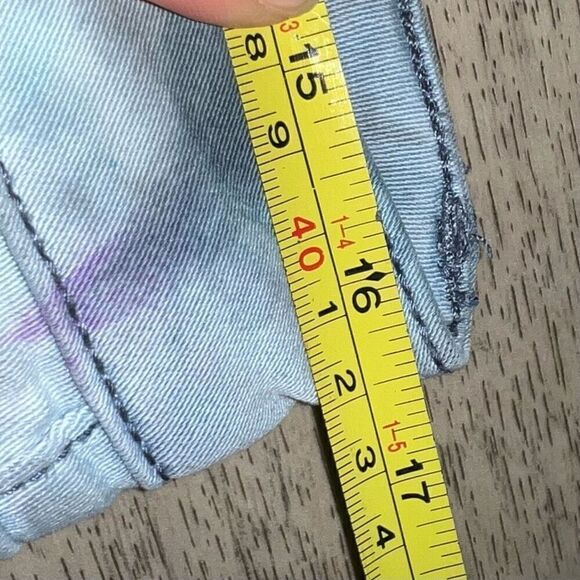 No Boundaries Tie Dyed Upcycled Cuffed Cropped Stretch Jeans Junior’s 9 - Picture 2 of 10